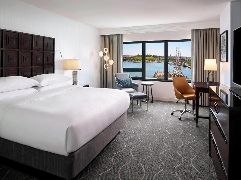 Renaissance Baltimore Harborplace Hotel image