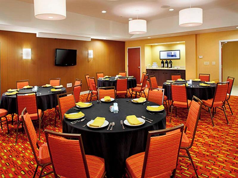 Courtyard by Marriott Akron Stow image