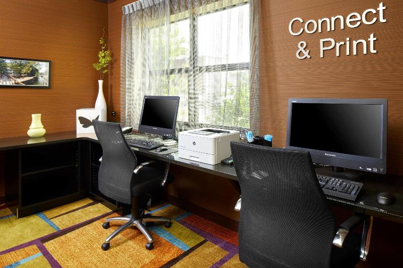 Fairfield Inn & Suites Cumberland image