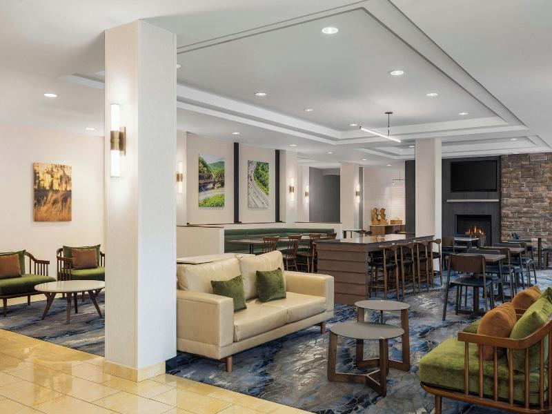 Fairfield Inn & Suites Cumberland image