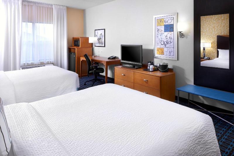 Fairfield Inn & Suites Cumberland image