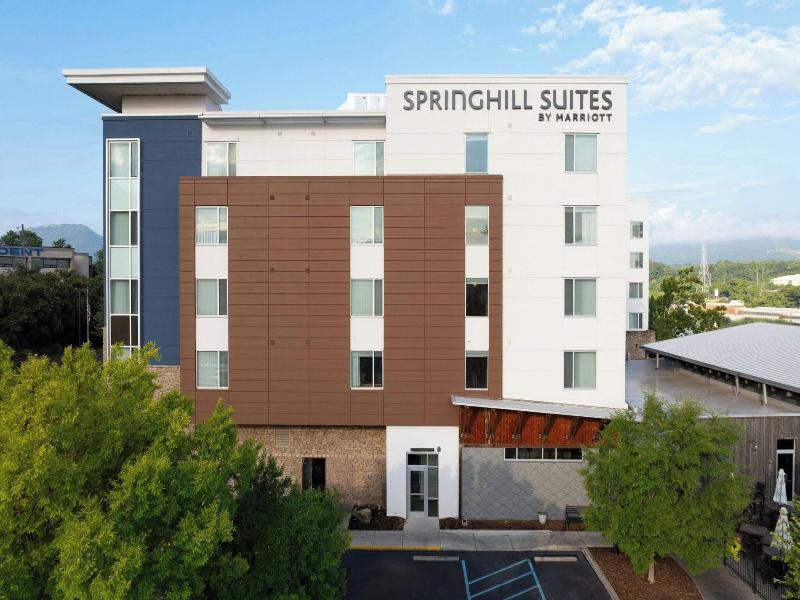 SpringHill Suites Chattanooga Downtown/Cameron Har image