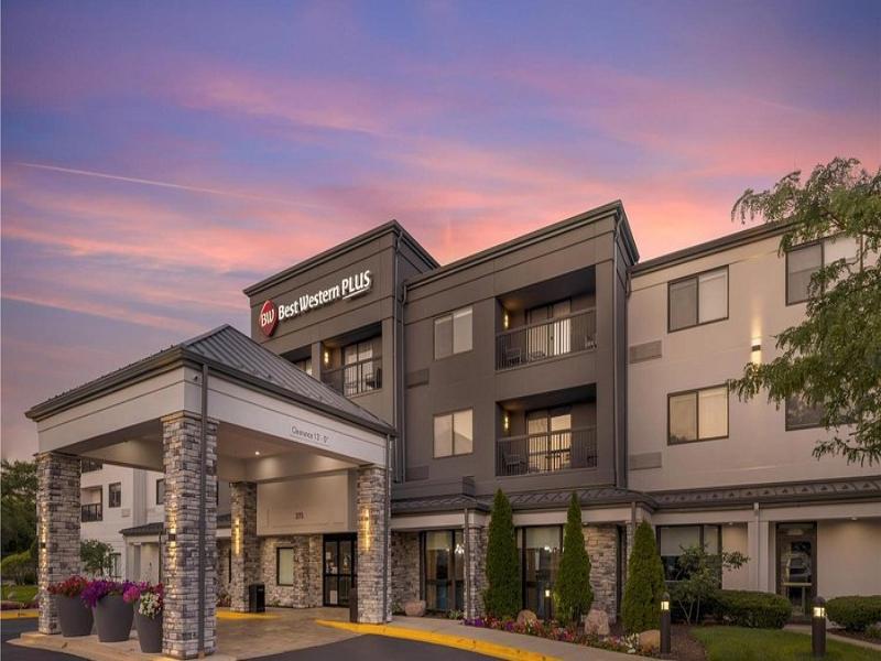 Best Western Plus Elgin - Chicago image