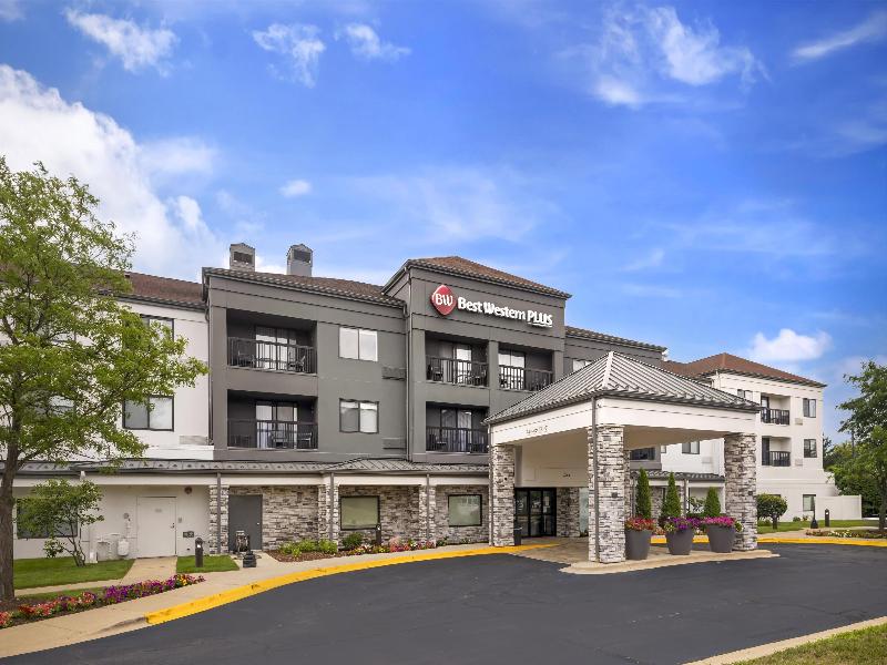 Best Western Plus Elgin - Chicago image