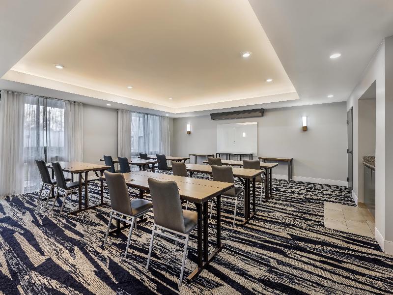 Best Western Plus Elgin - Chicago image