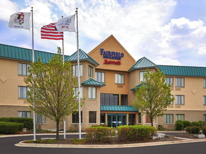 Fairfield Inn & Suites Chicago Lombard image