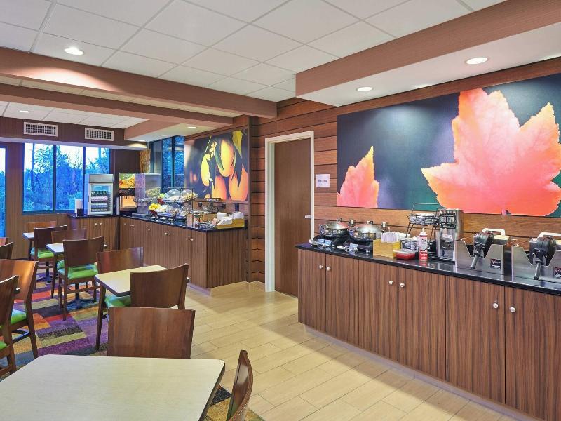 Fairfield Inn & Suites Chicago Lombard image