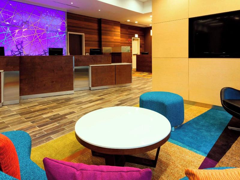 Fairfield Inn &Suites Chicago Downtown/River North image
