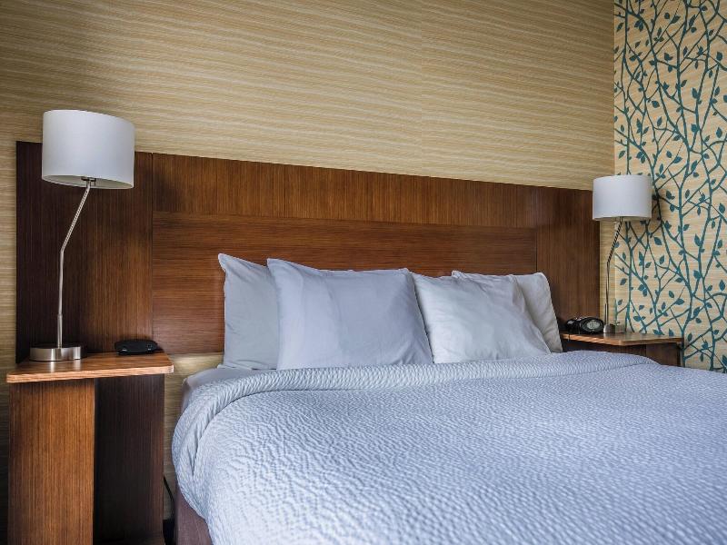 Fairfield Inn &Suites Chicago Downtown/River North image