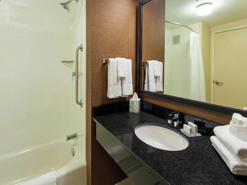 Fairfield Inn &Suites Chicago Downtown/River North image