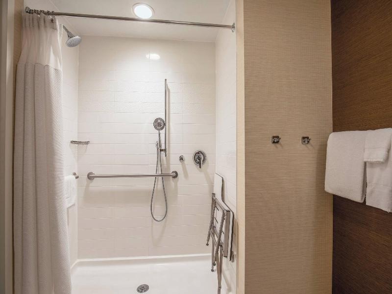 Fairfield Inn &Suites Chicago Downtown/River North image
