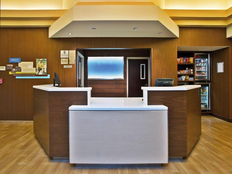 Fairfield Inn & Suites Chicago Midway Airport image