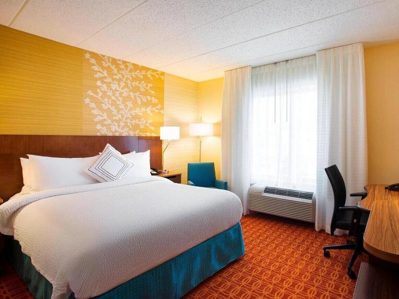 Fairfield Inn & Suites Chicago Midway Airport image