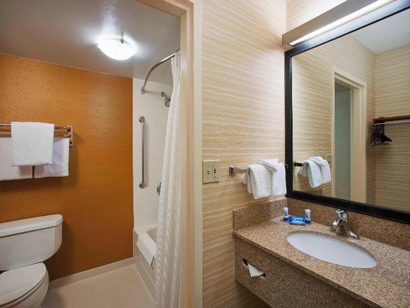 Fairfield Inn & Suites Chicago Midway Airport image