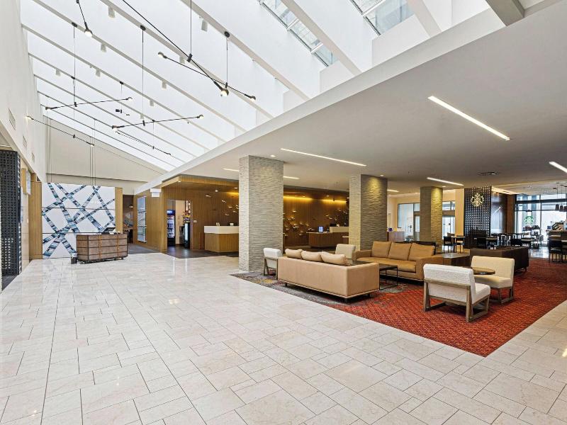 Chicago Marriott Naperville image