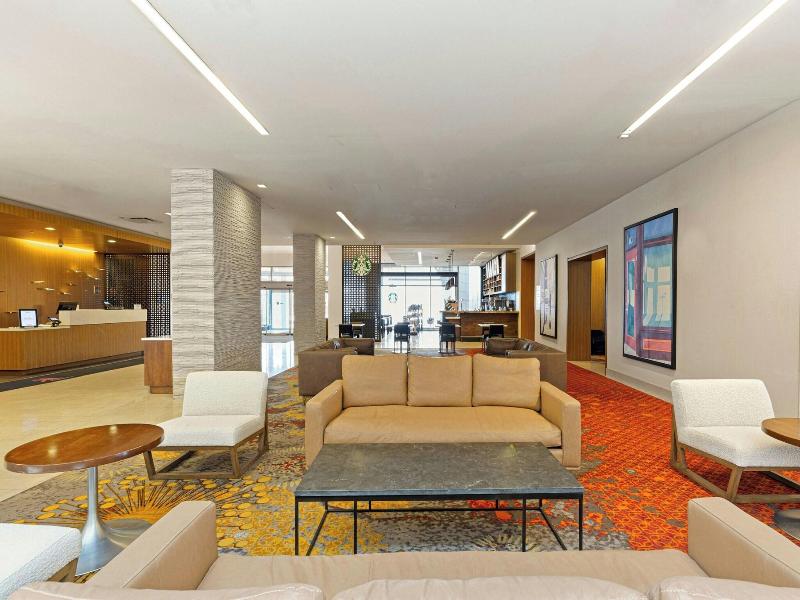 Chicago Marriott Naperville image