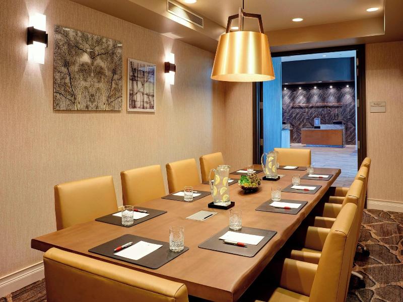 Chicago Marriott Southwest at Burr Ridge image