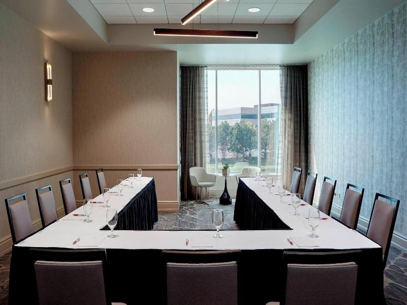 Chicago Marriott Southwest at Burr Ridge image