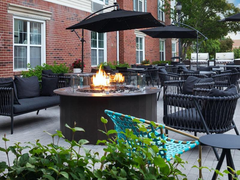 TownePlace Suites Chicago Lombard image