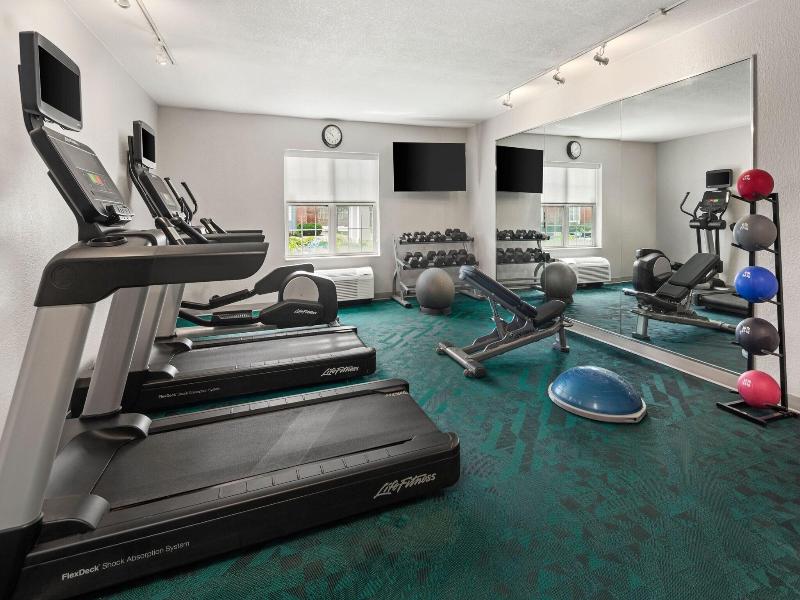 TownePlace Suites Chicago Lombard image