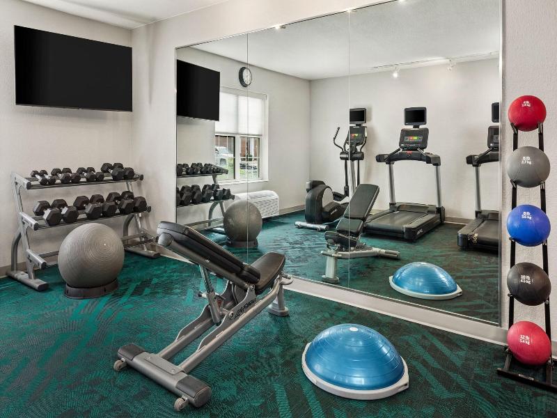 TownePlace Suites Chicago Lombard image