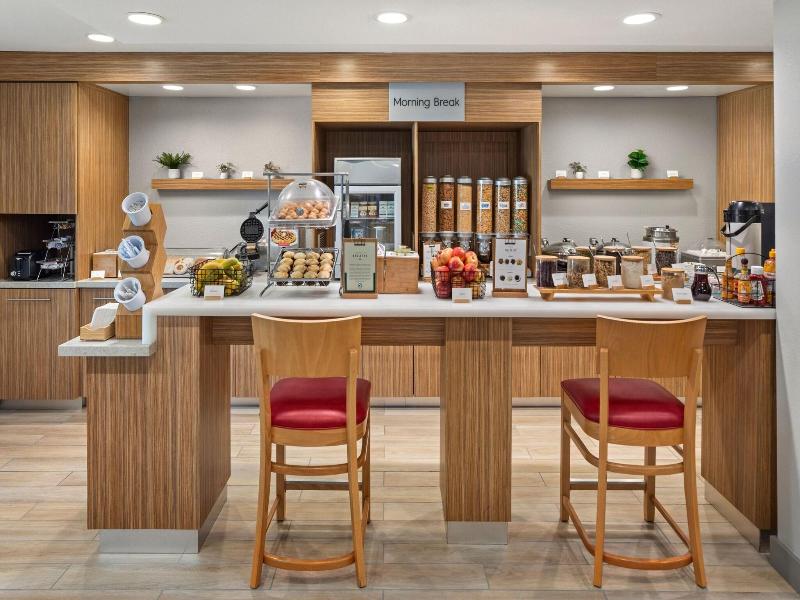 TownePlace Suites Chicago Lombard image