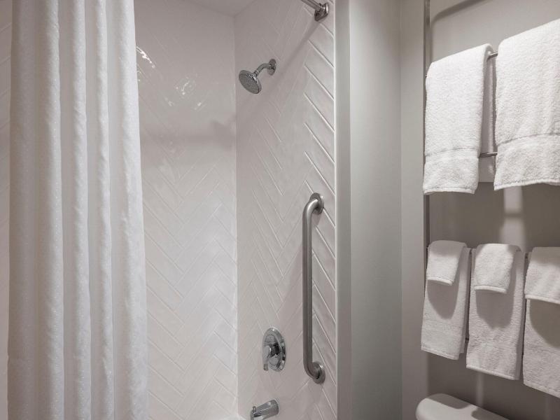 TownePlace Suites Chicago Lombard image