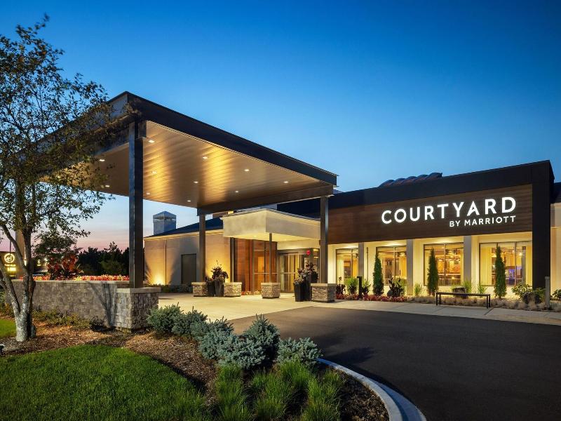 Courtyard Chicago Waukegan/Gurnee image