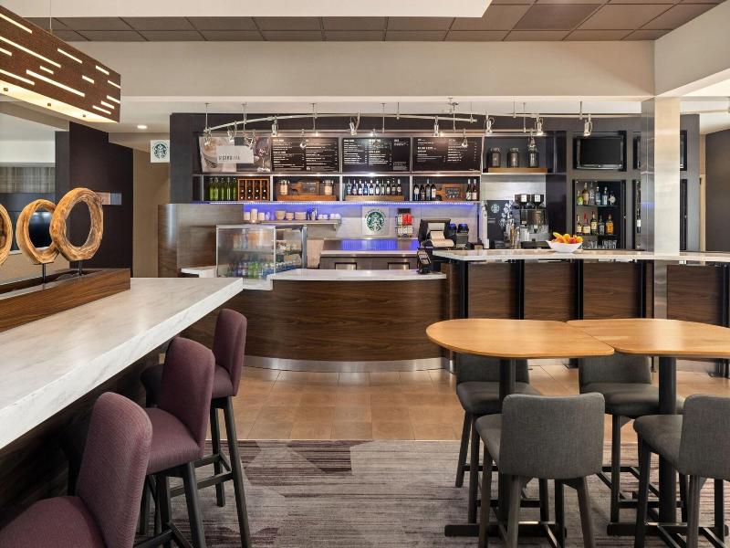 Courtyard Chicago Waukegan/Gurnee image