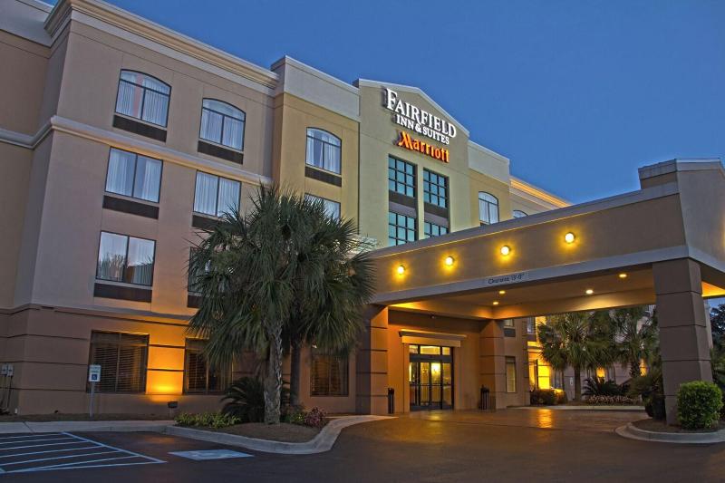 Fairfield Inn & Suites Charleston Airport image