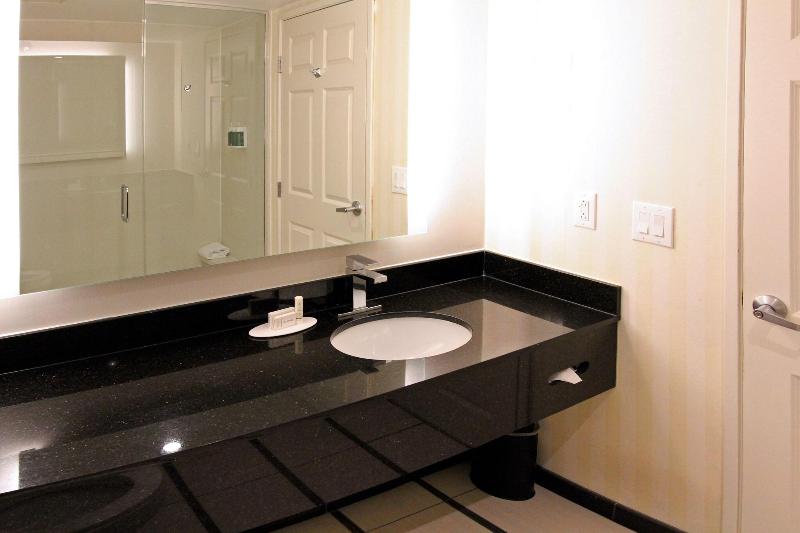 Fairfield Inn & Suites Charleston Airport image