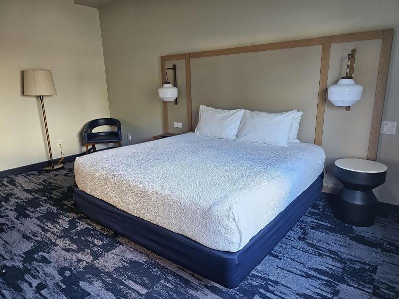 Fairfield Inn & Suites Charleston Airport image