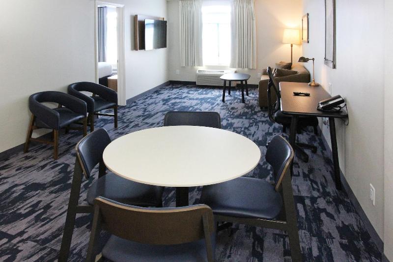 Fairfield Inn & Suites Charleston Airport image