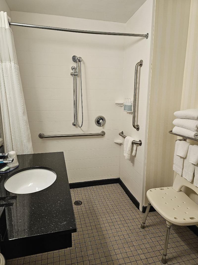Fairfield Inn & Suites Charleston Airport image
