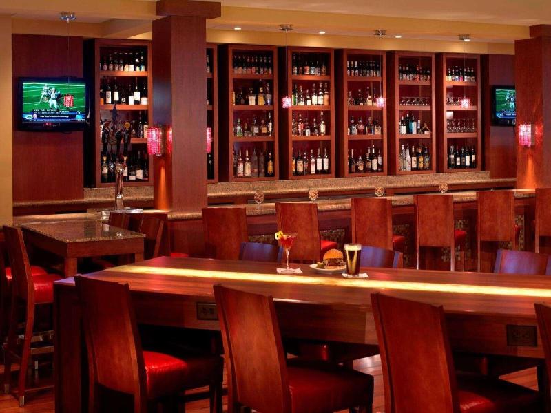 Wyndham Cleveland Airport image