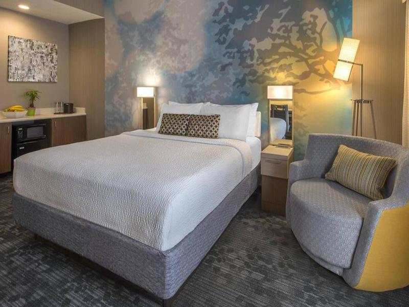 Courtyard by Marriott Cleveland Westlake image