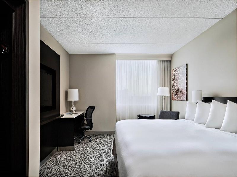Cleveland Marriott East image