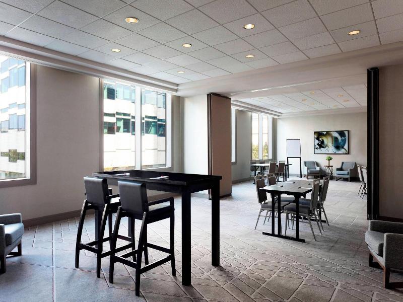 Marriott Cleveland Downtown at Key Tower image