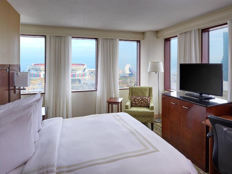 Marriott Cleveland Downtown at Key Tower image