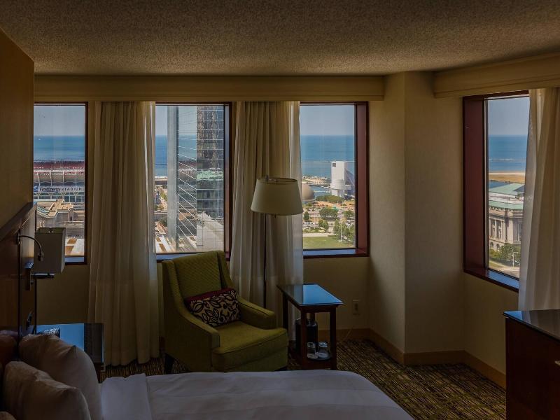 Marriott Cleveland Downtown at Key Tower image