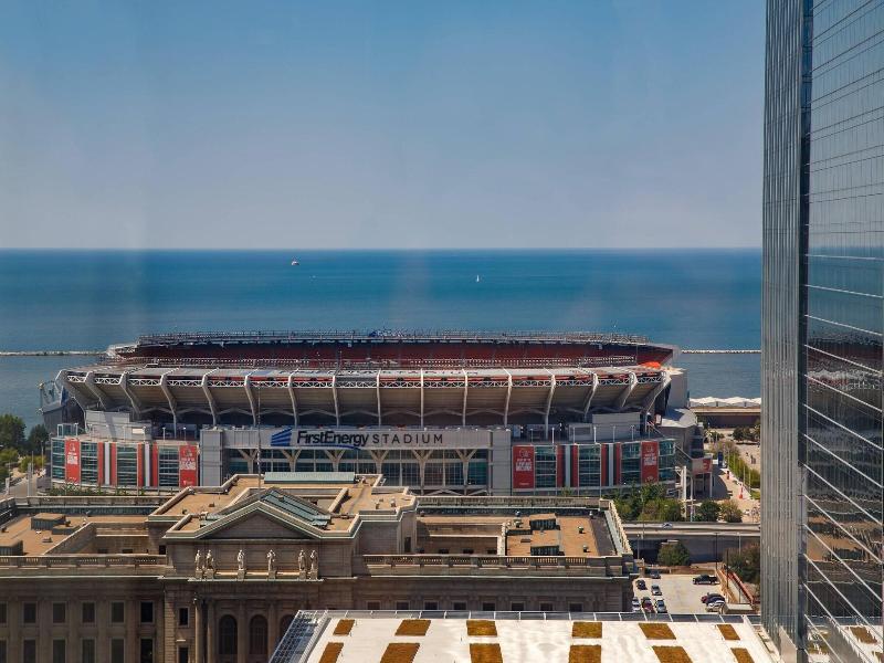 Marriott Cleveland Downtown at Key Tower image