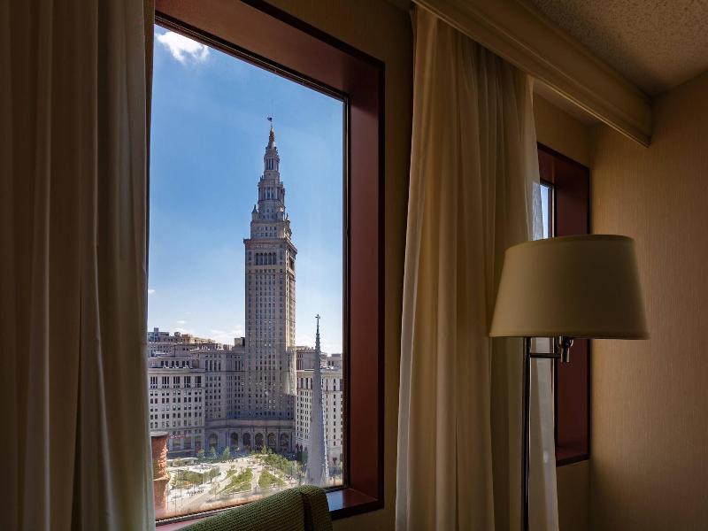 Marriott Cleveland Downtown at Key Tower image