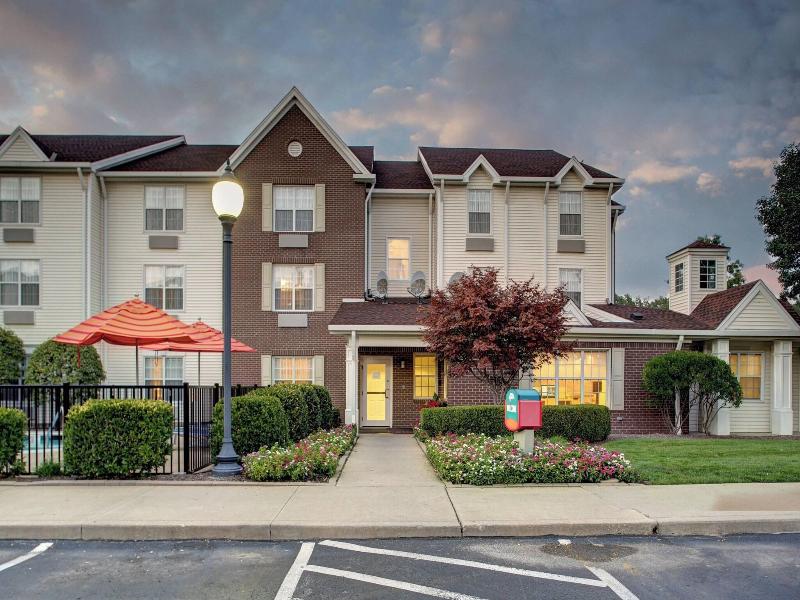 TownePlace Suites Cleveland Westlake image