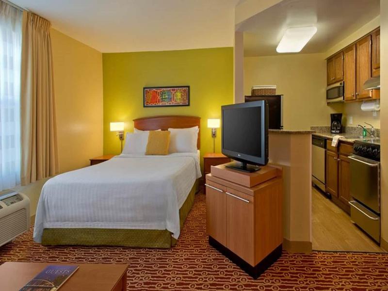 TownePlace Suites Cleveland Westlake image
