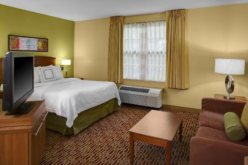 TownePlace Suites Cleveland Westlake
