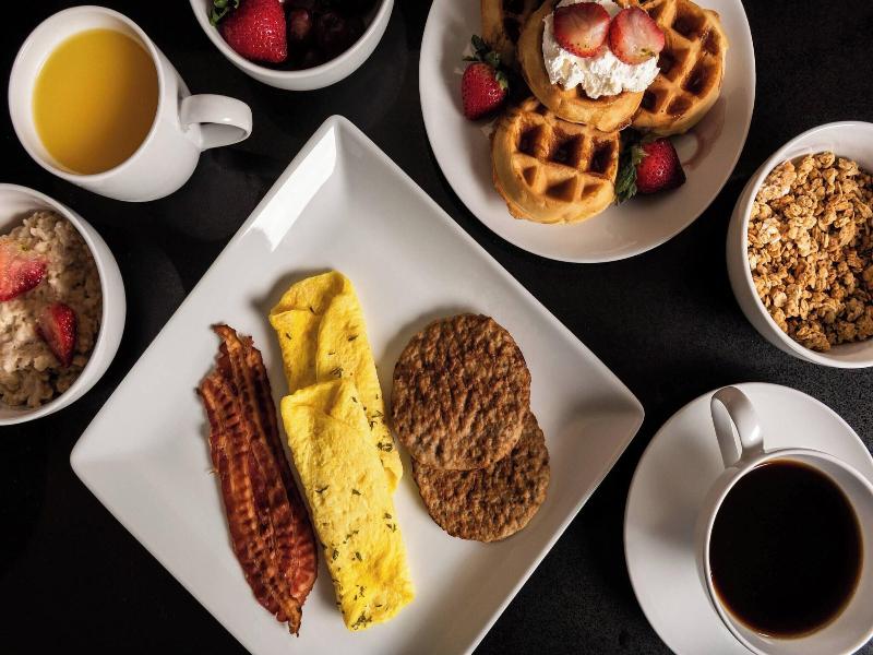 Fairfield Inn Charlotte Northlake image