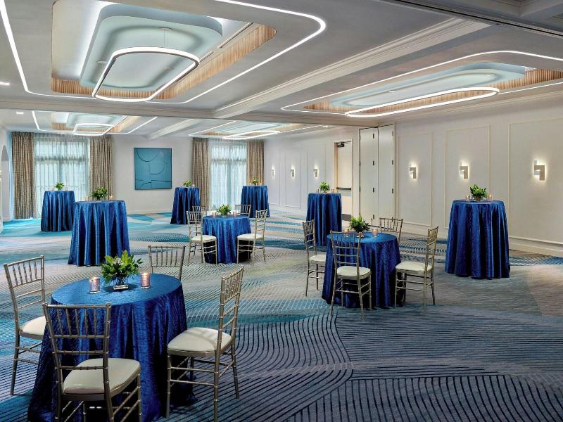 Renaissance Charlotte SouthPark Hotel image