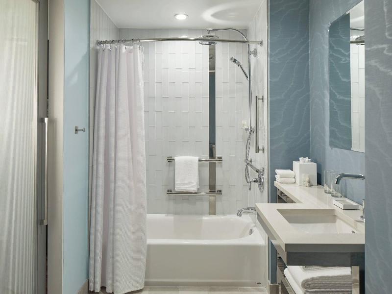Renaissance Charlotte SouthPark Hotel image