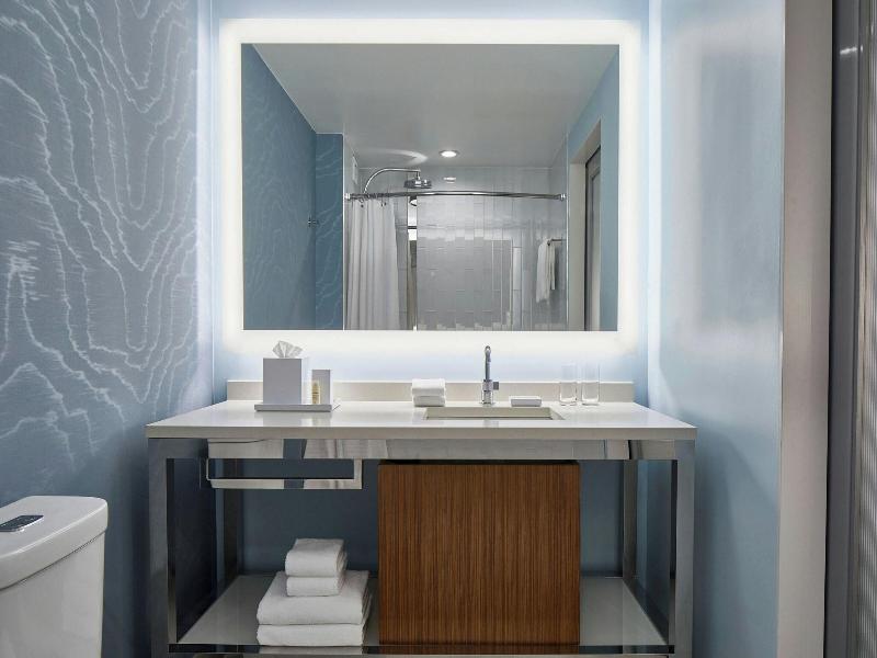 Renaissance Charlotte SouthPark Hotel image