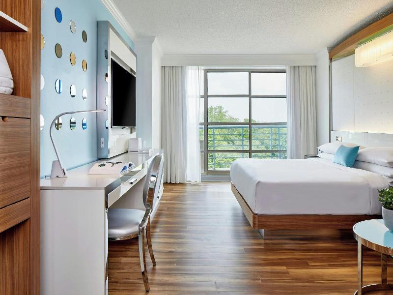 Renaissance Charlotte SouthPark Hotel image